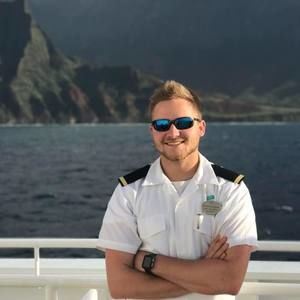 Meet your Posher, Logan